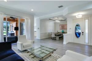 137 Isle Verde Way, Palm Beach Gardens, FL 33418 Sold 04/17/25