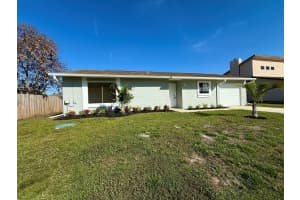 525 SE Sweet Avenue, Port Saint Lucie, FL 34983 Sold 04/14/25