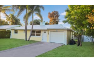3079 SE Cypress Street, Stuart, FL 34997 Sold 04/18/25