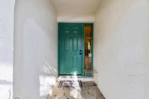 24 W Lexington Lane W C, Palm Beach Gardens, FL 33418 - MLS#R11064855