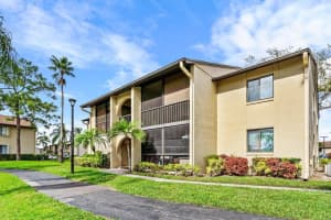 534 Shady Pine Way C1, Greenacres, FL 33415 Sold 05/02/25