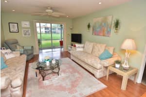 1957 SW Palm City Road D, Stuart, FL 34994 Sold 05/12/25