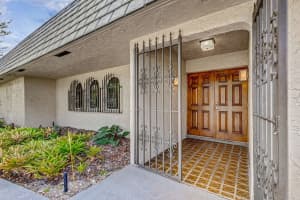 126 Park Lane E, Hypoluxo, FL 33462 Sold 05/01/25