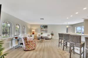 126 Park Lane E, Hypoluxo, FL 33462 Sold 05/01/25