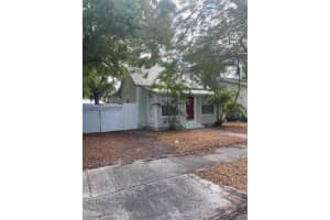 803 Citrus Avenue, Fort Pierce, FL 34950 Sold 09/02/25