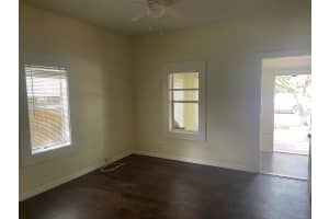 803 Citrus Avenue, Fort Pierce, FL 34950 Sold 09/02/25