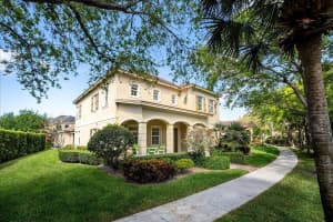 128 Glencullen Circle, Jupiter, FL 33458 Sold 05/02/25