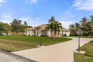 104 SW Lion Lane, Port Saint Lucie, FL 34953 Sold 05/07/25
