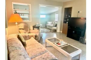 705 18th Avenue, Vero Beach, FL 32962 - MLS#R11065272