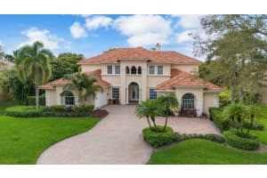752 SW Squire Johns Lane, Palm City, FL 34990 Sold 04/28/25