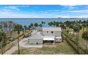 7205 S Indian River Drive, Fort Pierce, FL 34982 - MLS#R11065335