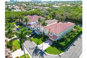 706 Voyage Lane, North Palm Beach, FL 33410 Sold 03/21/25