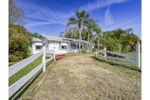 2345 Bonita Avenue, Vero Beach, FL 32960 Sold 04/25/25