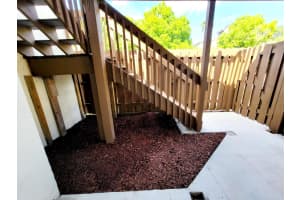 631 Executive Center Drive, West Palm Beach, FL 33401 - MLS#R11065485