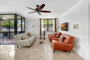 600 Egret Circle, Delray Beach, FL 33444 - MLS#R11065487