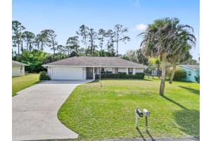 5811 Killarney Avenue, Fort Pierce, FL 34951 Sold 04/10/25