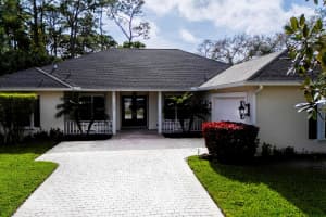 5405 Stately Oaks Street, Fort Pierce, FL 34981 Sold 06/13/25
