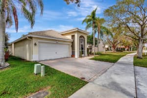 6537 Sandpiper Drive, Coconut Creek, FL 33073 Sold 04/14/25