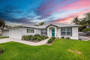 1914 Cypress Avenue, Fort Pierce, FL 34949 Sold 04/30/25