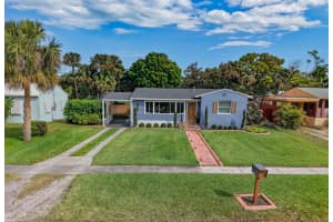 806 S 12th Street, Fort Pierce, FL 34950 Sold 07/07/25