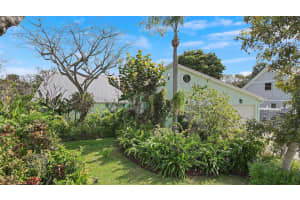 10174 Dogwood Avenue, Palm Beach Gardens, FL 33410 Sold 08/21/25