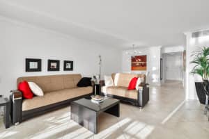 4266 Deste Court 202, Lake Worth, FL 33467 Sold 04/30/25