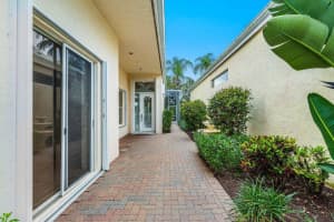 208 Coral Cay Ter Terrace, Palm Beach Gardens, FL 33418 Sold 05/08/25