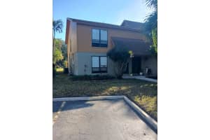 402 Sandtree Drive, Palm Beach Gardens, FL 33403 Sold 04/28/25