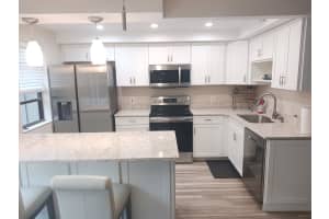 402 Sandtree Drive, Palm Beach Gardens, FL 33403 Sold 04/28/25