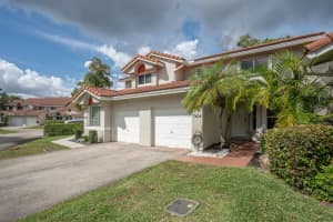 7404 Pinewalk Drive S 22-5, Margate, FL 33063 Sold 06/06/25