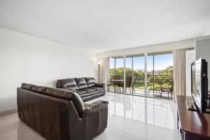 3510 Oaks Way 501, Pompano Beach, FL 33069 Sold 08/22/25