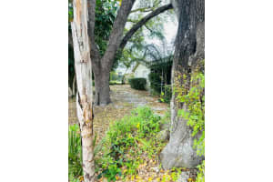 679 SW 17th Court, Boca Raton, FL 33486 Sold 03/17/25