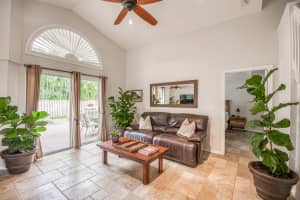 106 Saint Andrews Court, Jupiter, FL 33458 Sold 04/17/25