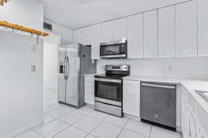 4330 Fountains Drive, Lake Worth, FL 33467 Sold 03/28/25