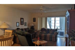 711 Lori Drive 309, Palm Springs