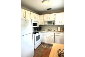 7 Vista Gardens Trail 105, Vero Beach, FL 32962 Sold 08/25/25