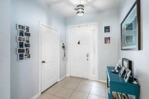 427 Rainbow Springs Terrace, Royal Palm Beach, FL 33411 Sold 04/24/25