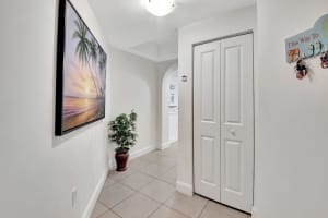 225 NE 1st Street 214, Delray Beach, FL 33444 - MLS#R11065913