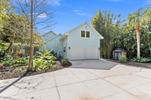 2172 SW Hyacinth Street, Port Saint Lucie, FL 34953 Sold 04/09/25