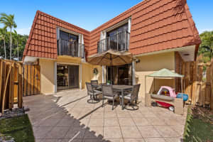 9965 NW 6th Court, Plantation, FL 33324 Sold 08/25/25
