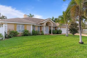 201 Cascade Lane, Palm Beach Shores, FL 33404 Sold 06/02/25