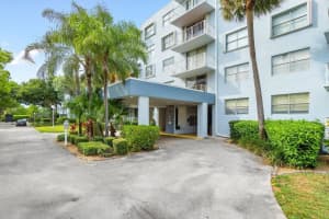 480 Executive Center Drive 1b, West Palm Beach, FL 33401 Sold 03/21/25