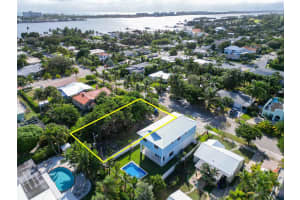 122 Auburn Drive, Lake Worth Beach, FL 33460 Sold 12/18/25