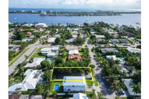 122 Auburn Drive, Lake Worth Beach, FL 33460 - MLS#R11066037