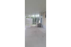 8 S Alhambra Lane, Port Saint Lucie, FL 34952 Sold 04/16/25