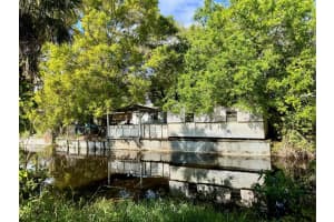 1104 SE 8th Drive, Okeechobee, FL 34974 Sold 04/29/25