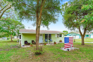 8200 Sunup Trail, Boynton Beach, FL 33436 Sold 05/30/25