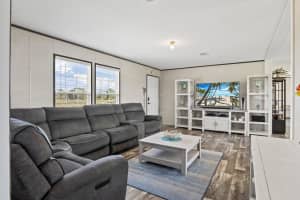 2420 NW 344th Street, Okeechobee, FL 34972 Sold 04/18/25