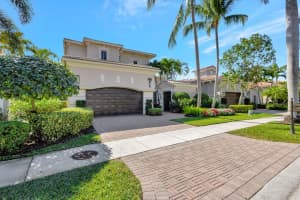 129 Viera Drive, Palm Beach Gardens, FL 33418 Sold 05/01/25