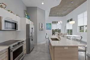 300 S Australian Avenue 105, West Palm Beach, FL 33401 - MLS#R11066285